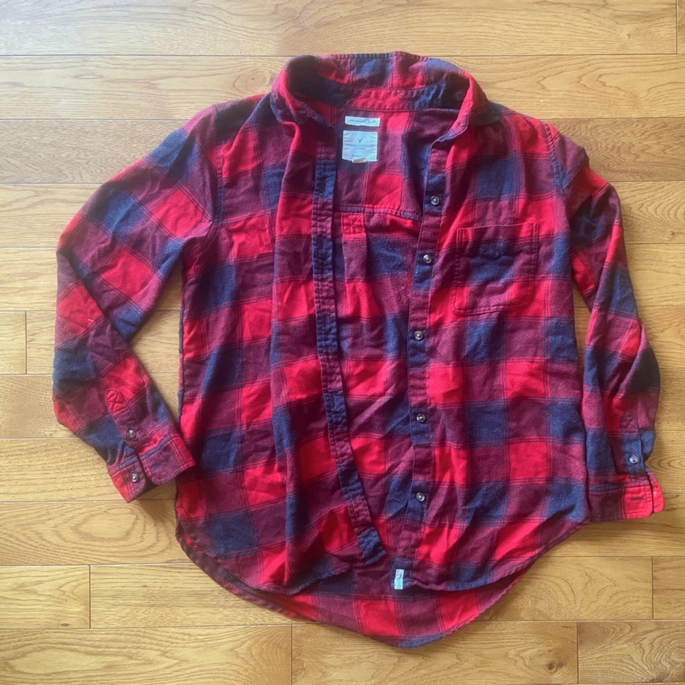 American Eagle Flannel (size medium)